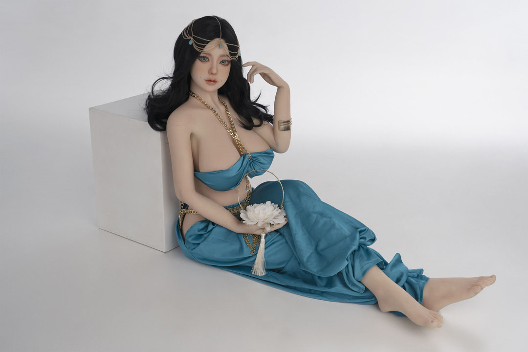 $1000+ 140cm/4.59ft Big Tits Chinese Classical Sexdoll-Gwendoline 13